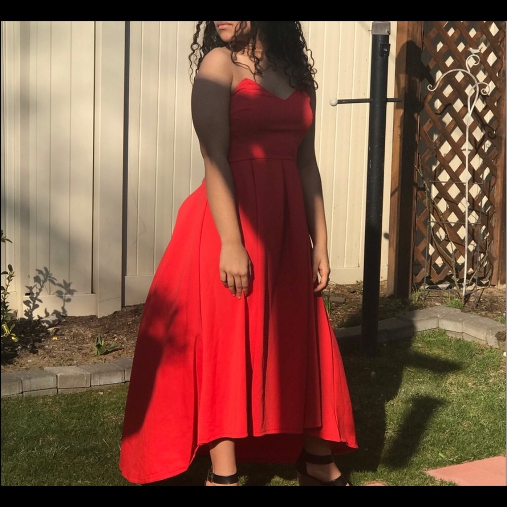 NWOT-Red strapless high low dress